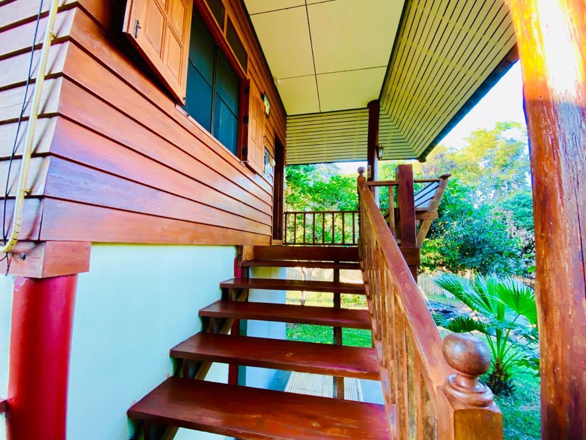 Nine House Pai Hostel ภายนอก รูปภาพ