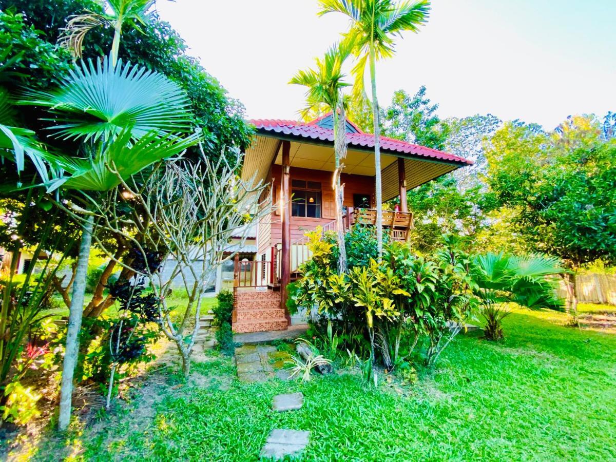 Nine House Pai Hostel ภายนอก รูปภาพ